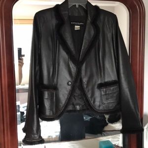 Hardly worn Brown leather jacket